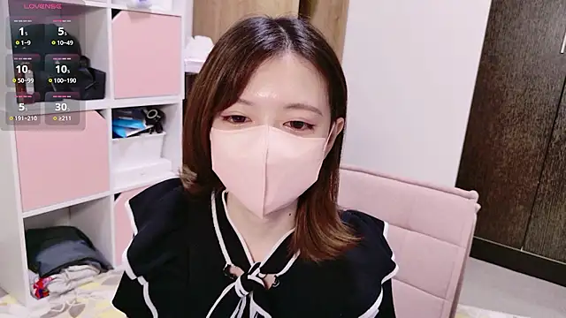 Azusa DoMybest online show from April 2026 06:07:01 AM