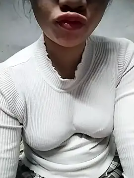 Mie rose online show from November 2025 02:39:02 PM