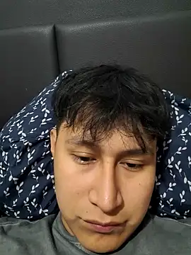 surdotravieso online show from May 2026 01:03:01 AM