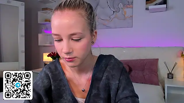 Anellyball online show from February 2026 09:49:02 AM