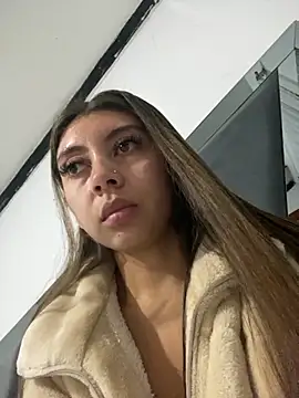 Sara-cooper2 online show from November 2025 01:15:02 PM