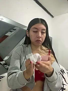 Sara-cooper2 online show from April 2026 01:15:01 PM