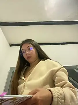 Snapshot of Sara-cooper2 chatting on June 2026 03:58:02 AM Sara-cooper2 online show from June 2026 03:58:02 AM