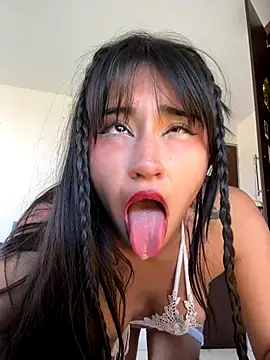 Snapshot of _Layla69_ chatting on September 2025 09:37:01 PM Layla69 online show from September 2025 09:37:01 PM