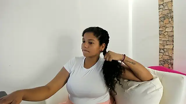 NinaCollinss1 online show from September 2025 03:13:01 PM