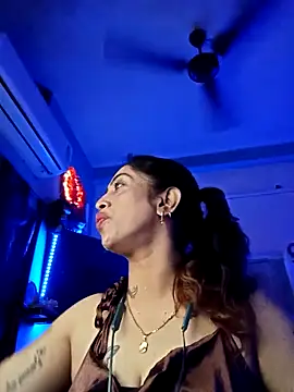 Love Beauty01 online show from February 2026 06:55:02 PM