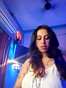 Love Beauty01 online show from March 2026 06:59:02 PM