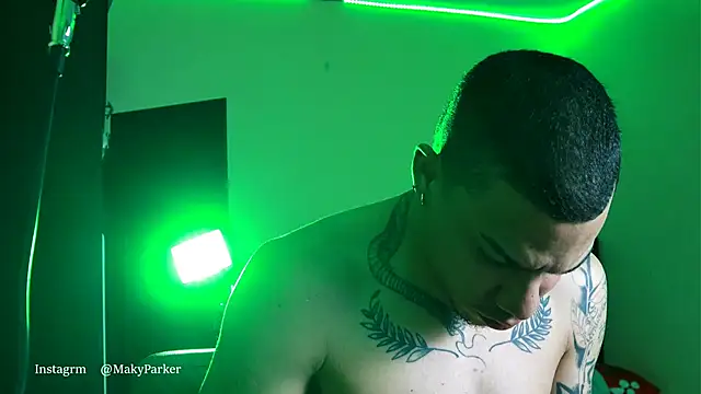 AlphaMasterXxx online show from November 2025 03:56:02 PM