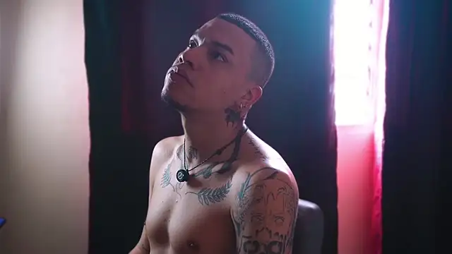 AlphaMasterXxx online show from February 2026 03:48:02 PM