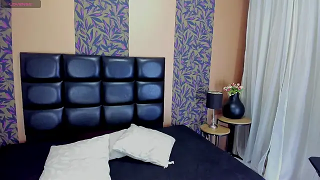 mysterius boy online show from September 2025 06:52:01 PM