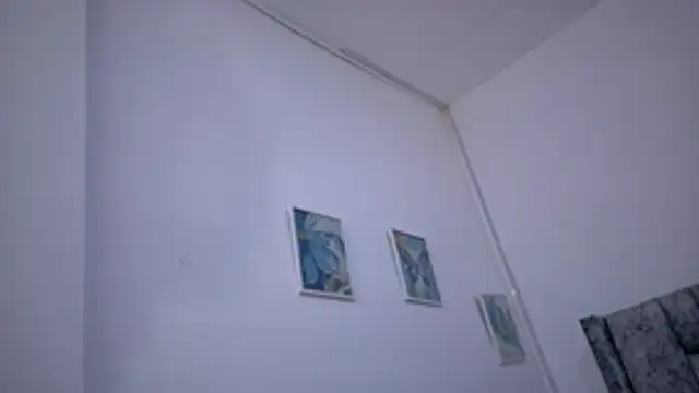 Snapshot of Lizbeth_Rouse chatting on November 2025 12:55:01 PM Lizbeth Rouse online show from November 2025 12:55:01 PM