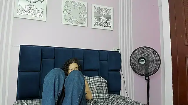 Snapshot of Horny_firecouple chatting on September 2025 03:44:01 PM Horny firecouple online show from September 2025 03:44:01 PM