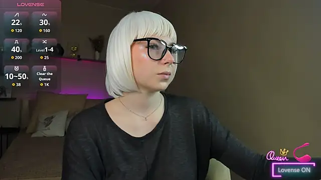 EvaCrosby online show from July 2026 03:43:01 PM