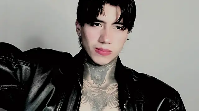 Snapshot of Alex_bdsmz chatting on November 2025 11:26:01 PM Alex bdsmz online show from November 2025 11:26:01 PM