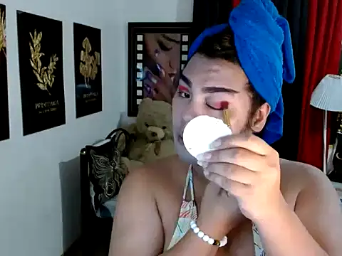 TSbrianaHugeCock online show from April 2026 02:01:02 PM