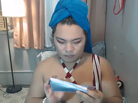 Snapshot of TSbrianaHugeCock chatting on June 2026 07:24:01 AM TSbrianaHugeCock online show from June 2026 07:24:01 AM