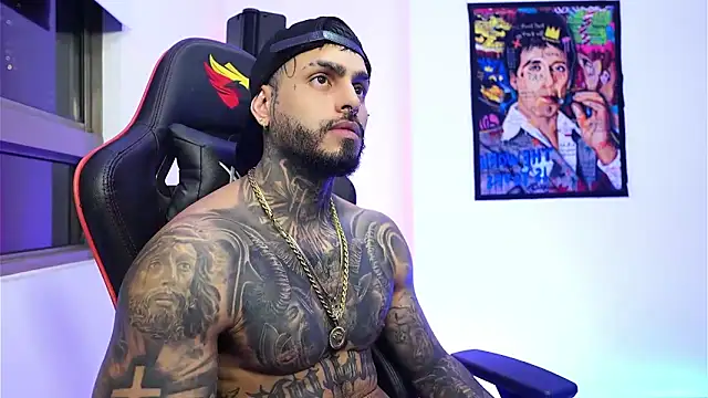 logan hugh8 online show from December 2025 03:34:02 AM