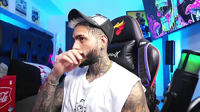 logan hugh8 online show from February 2026 02:49:01 PM