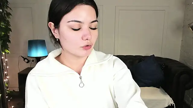 Dark Moni online show from March 2026 02:41:01 AM