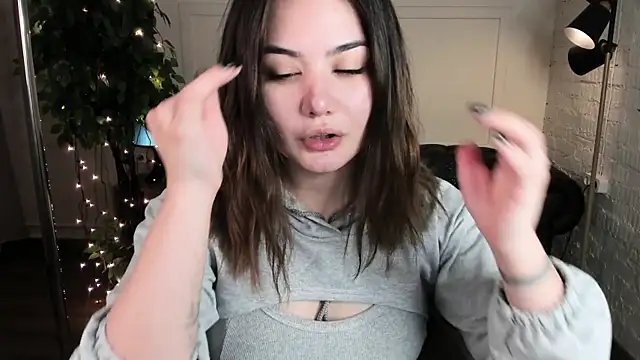 Dark Moni online show from April 2026 02:42:02 AM