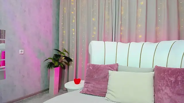  Sunpuddle online show from March 2026 01:32:02 AM