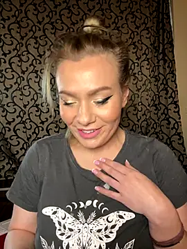 emmasweett11 online show from December 2025 12:34:02 PM