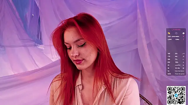 GildedKitten online show from February 2026 07:45:02 PM