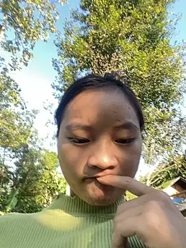   Nhug  05 online show from October 2025 12:31:02 AM