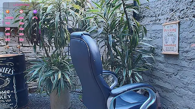 Snapshot of MarcusRain_ chatting on September 2025 07:35:02 PM MarcusRain online show from September 2025 07:35:02 PM