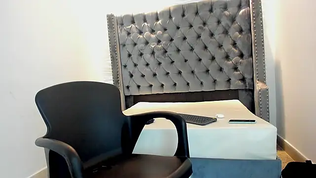 nero reyd online show from November 2025 07:23:01 PM