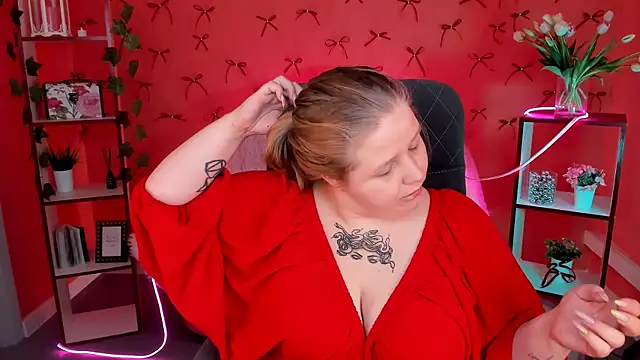 SladaDell online show from September 2025 06:12:02 AM