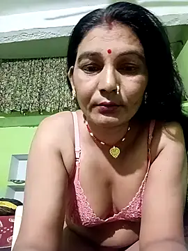 Snapshot of ZIVAA chatting on May 2026 07:52:02 PM ZIVAA online show from May 2026 07:52:02 PM