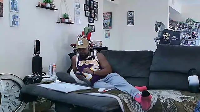 Str8ishVegasGuy online show from October 2025 08:14:02 PM