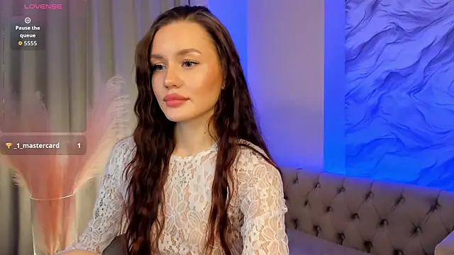 Aria Mila online show from November 2025 11:35:01 AM