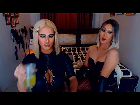 MystiqueQueen online show from October 2025 08:46:02 PM