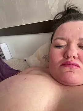 SunnyLeila2101 online show from March 2026 01:30:01 PM