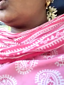 Snapshot of Tamilreethu chatting on September 2025 11:54:02 AM Tamilreethu online show from September 2025 11:54:02 AM