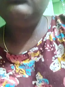 Snapshot of Tamilreethu chatting on October 2025 04:27:01 PM Tamilreethu online show from October 2025 04:27:01 PM