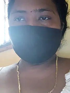 Snapshot of Tamilreethu chatting on November 2025 03:39:02 AM Tamilreethu online show from November 2025 03:39:02 AM