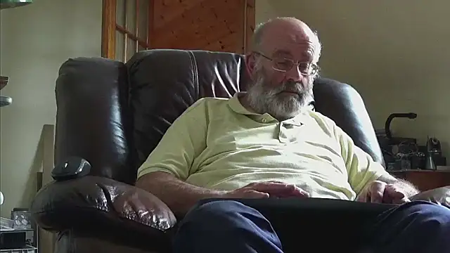 janzer13 online show from September 2025 01:01:01 PM