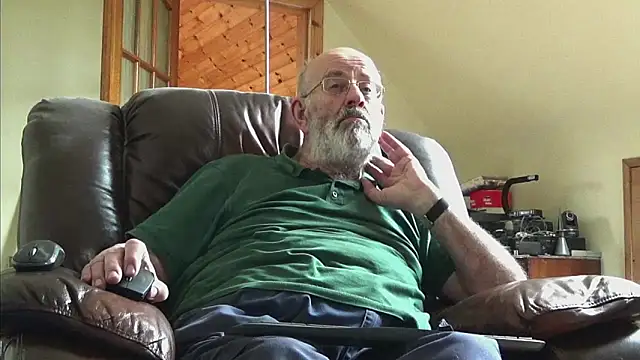 Snapshot of janzer13 chatting on March 2026 12:38:02 PM janzer13 online show from March 2026 12:38:02 PM