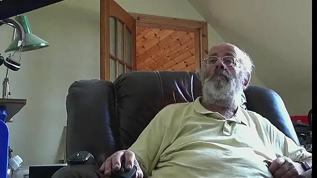 Snapshot of janzer13 chatting on July 2026 12:36:02 PM janzer13 online show from July 2026 12:36:02 PM