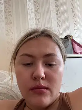 SunshineEmma online show from September 2025 12:49:02 PM