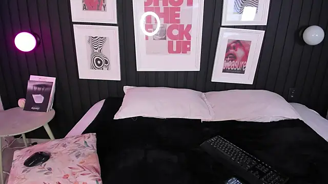 Snapshot of Odette_bulgari chatting on November 2025 11:20:01 AM Odette bulgari online show from November 2025 11:20:01 AM