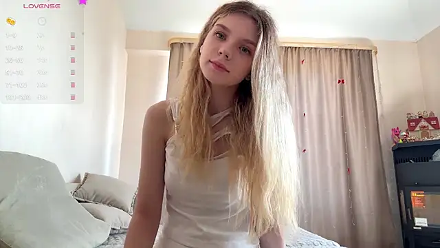 FruityXo online show from July 2026 11:39:02 AM