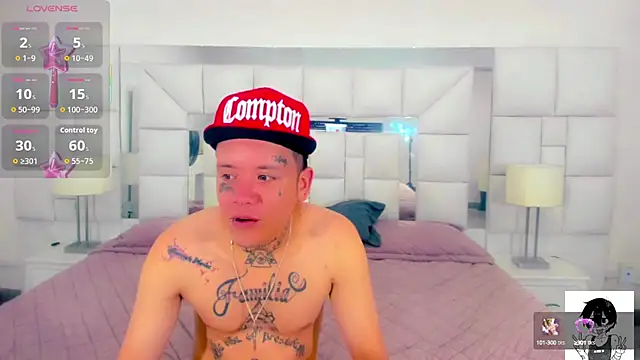 Snapshot of Dangerous_couple_ chatting on September 2025 07:13:02 PM Dangerous couple online show from September 2025 07:13:02 PM