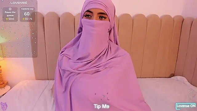 Jasmin hamdan online show from October 2025 07:22:01 PM