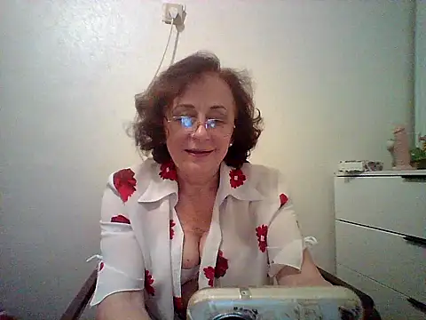Julia54391 online show from September 2025 07:13:02 PM