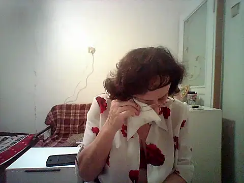 Julia54391 online show from October 2025 08:39:02 PM
