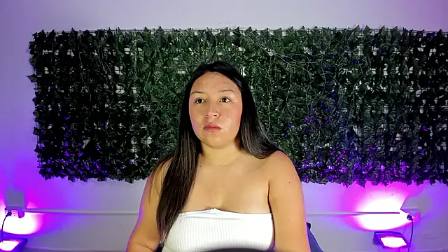 BellaRoux1 online show from March 2026 12:23:02 PM